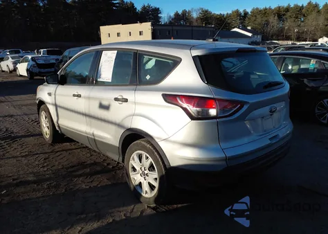 2016 Ford Escape S из США, поврежденный, VIN 1FMCU0F70GUA88293
